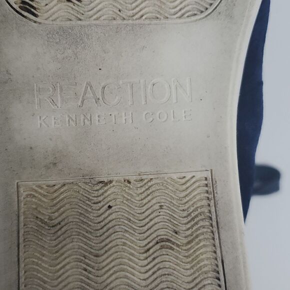 Kenneth Cole Reaction Joey 3 Blue Velvet Embroidered Floral Tennis Shoes Size 9M - Picture 8 of 12